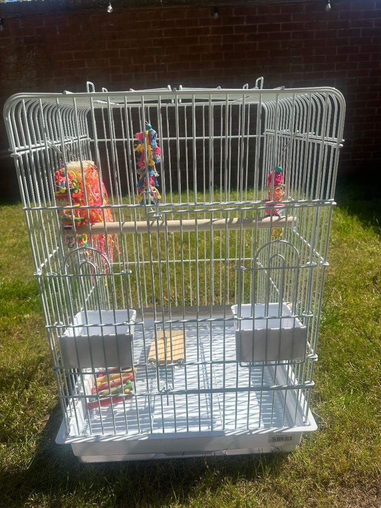 Small white bird cage 