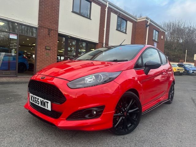 2015 Ford Fiesta 2015 65-Reg Ford Fiesta Zetec S ''Red'' 1.0 EcoBoost 140,£1000's Spent!!!! HATCH...