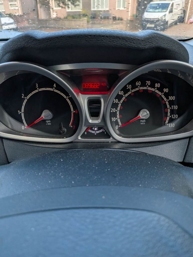 Ford, FIESTA, Hatchback, 2011, Manual, 1242 (cc), 5 doors