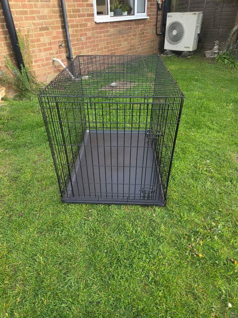 Dog crate 
