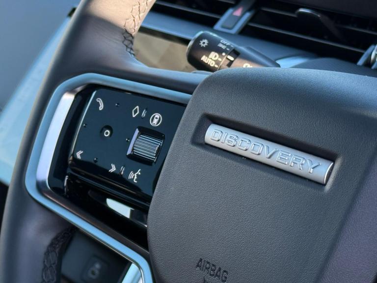 2025 Land Rover Discovery Sport 2.0 D200 Dynamic SE 5dr Auto [7 Seat] ESTATE DIESEL Automatic