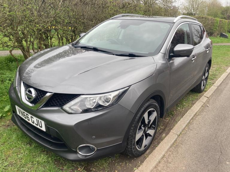 2016 Nissan Qashqai 1.6 dCi N-Connecta 5dr Xtronic HATCHBACK Diesel Automatic