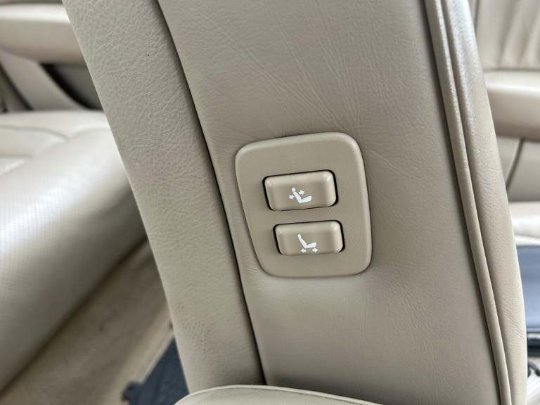 LEXUS LS 4.3 430 2002