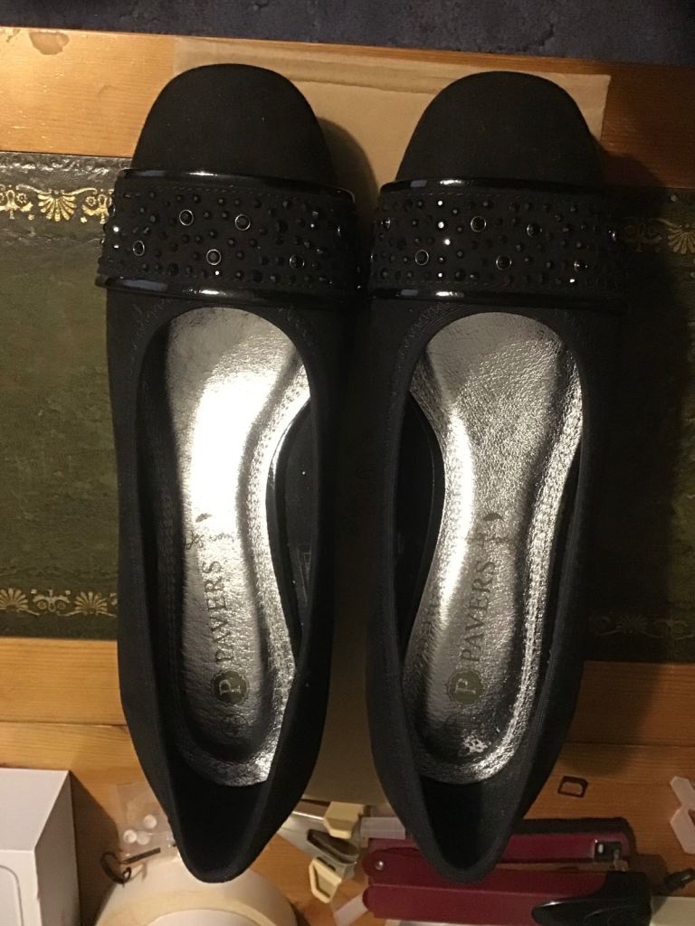 Ladies Pavers Black Suede Court Shoe Size 4