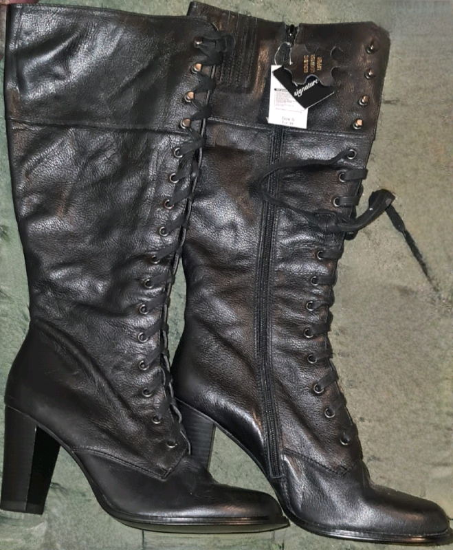 Ladies Leather Boots size 6
