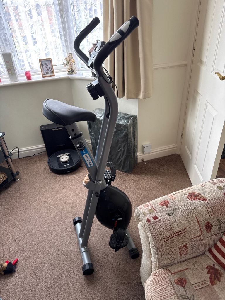 Pro Fitness Exercise Bike