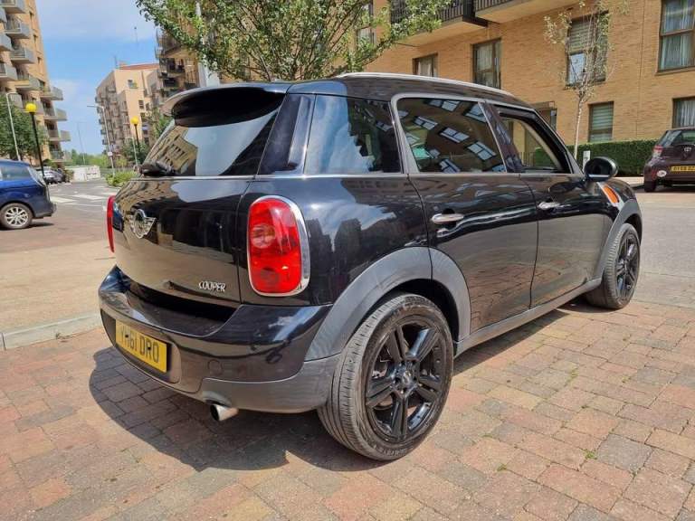 Mini, COUNTRYMAN, Hatchback, 2011, 1.6 PETROL AUTOMATIC | CHILLI PACK