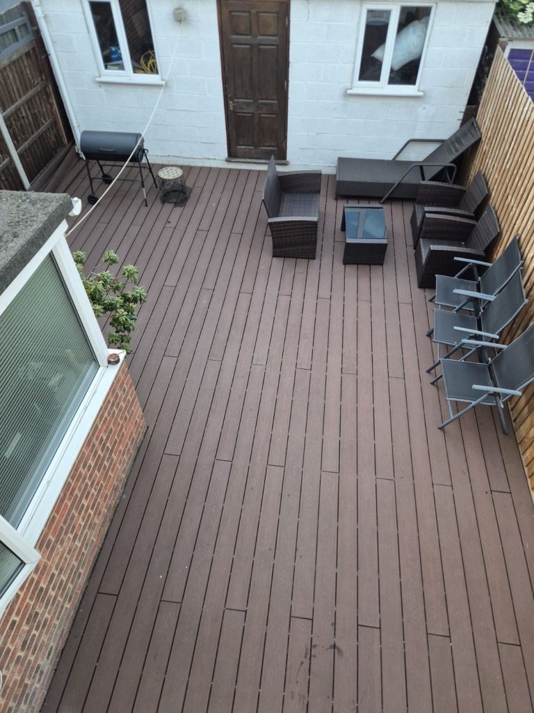 Peaceful household and cosy double room for rent