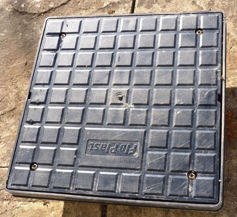 Plastic manhole cover for drain, Flowplast, 300mm, collect from Abingdon nr Oxford