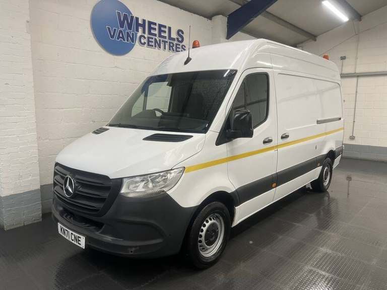 2021 Mercedes-Benz Sprinter 3.5t H2 Progressive Van PANEL VAN DIESEL Manual