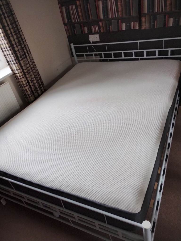 Double Emma Mattress – Excellent Condition – Spare Room Use