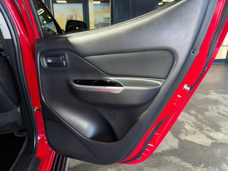 2020 Mitsubishi L200 Double Cab DI-D 150 Warrior 4WD Auto PICK UP DIESEL Automatic