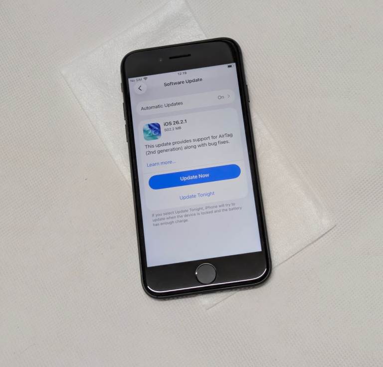 Unlocked iPhone SE 2nd Gen 64GB latest iOS 26 Cheap phone for work, business, personal use 