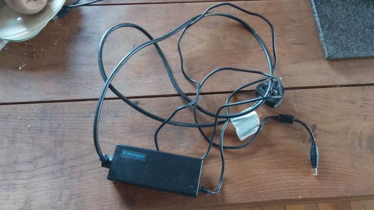 Laptop power supply