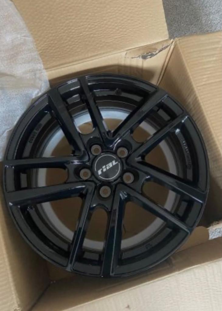 17” Wolfrace Astorga Alloys x 4 brand new in boxes 