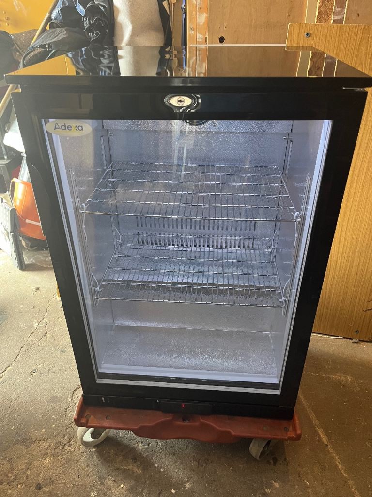 Adexa commercial drinks refrigerator 138ltr 
