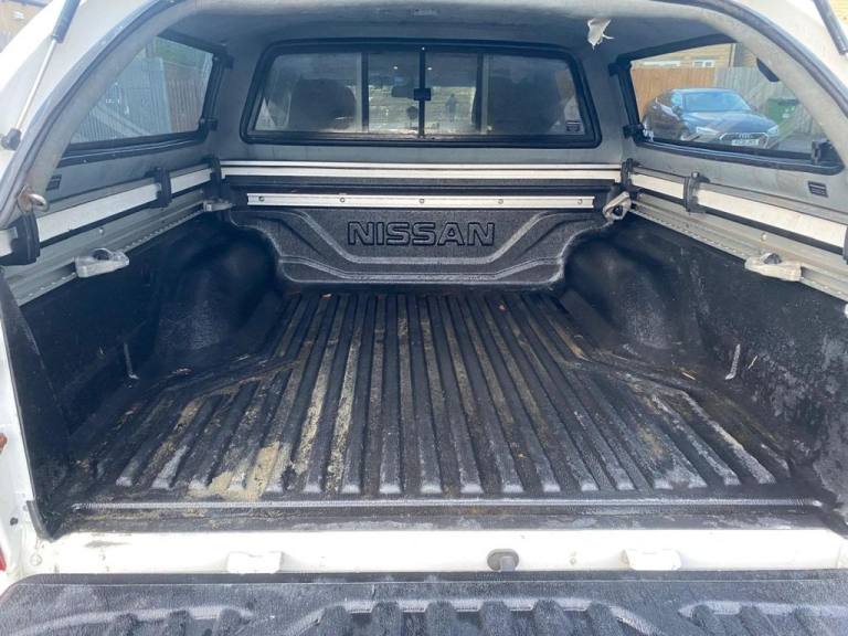 2017 Nissan Navara Double Cab Pick Up Tekna 2.3dCi 190 4WD Auto PICK UP DIESEL Automatic