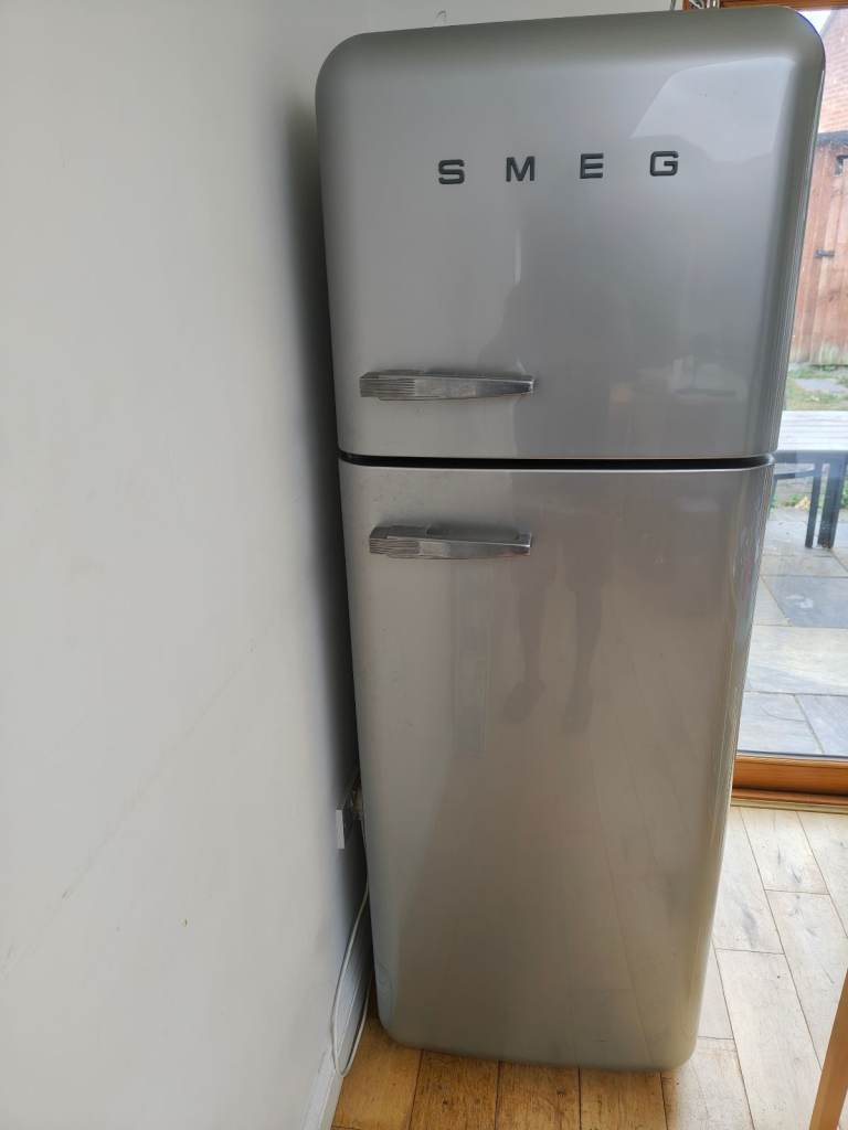 Smeg fridge 