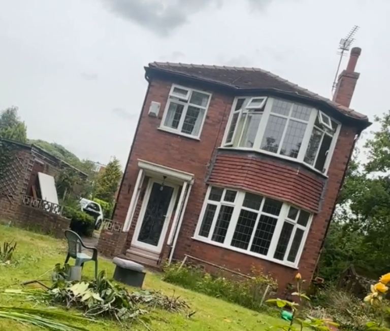 FREE DOORS AND WINDOWS 