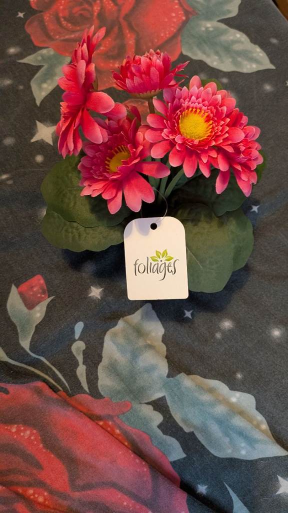 Artificial gerbera plant