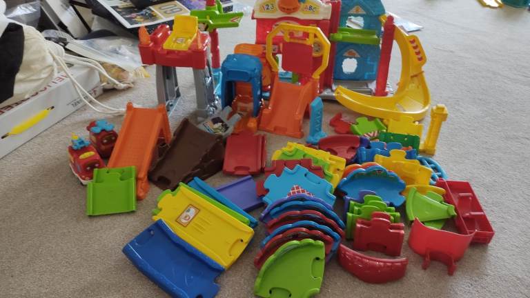 VTec Fire Station and lots of extras including fire engine and helicopter