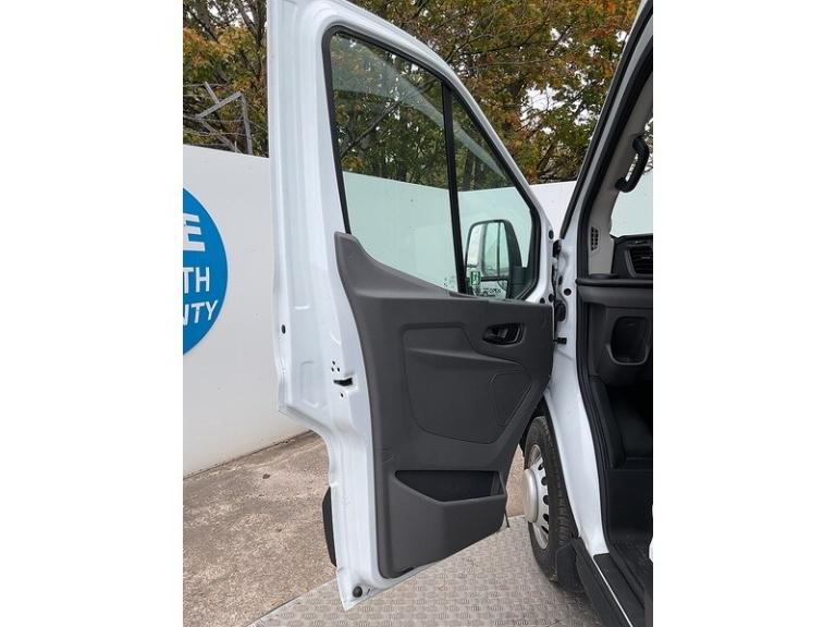 2024 Ford Transit 460 EcoBlue Trend 17 Seat Minibus 165ps Minibus Diesel Manual