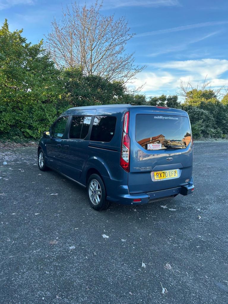 Ford Tourneo Connect 1.5TDCi Titanium Wheelchair Accessible Vehicle WAV