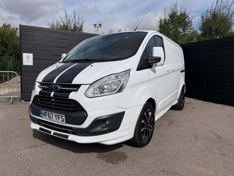 2017 Ford Transit Custom 2.0 TDCi 170ps Low Roof Limited Van PANEL VAN Diesel Manual