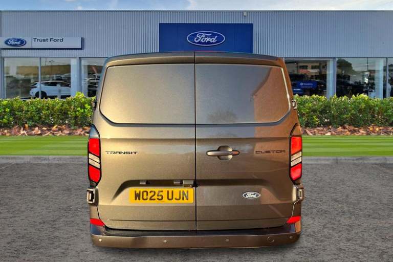 2025 Ford Transit Custom 280 Limited L2 LWB FWD 2.0 EcoBlue 136ps Low Roof Manual PANEL VAN Diese...