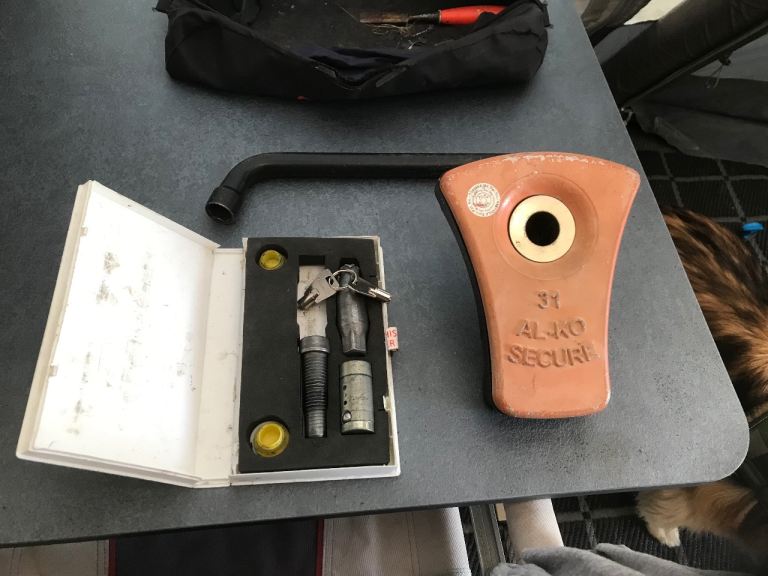 Alko wheel lock size 31