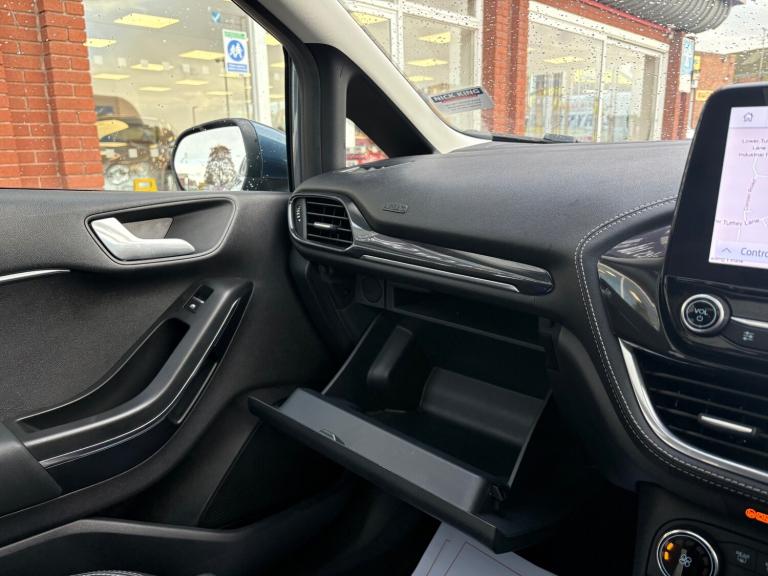 2020 Ford Fiesta 1.0 EcoBoost Hybrid mHEV 125 Vignale Edition 5dr + PANROOF / NAV / LEATHER  HATC...