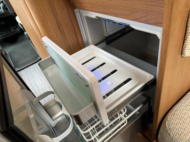 FIAT DUCATO AUTOTRAIL V-line 610 Sport Motorhome 35 C/C MULTIJET II Grey Manual