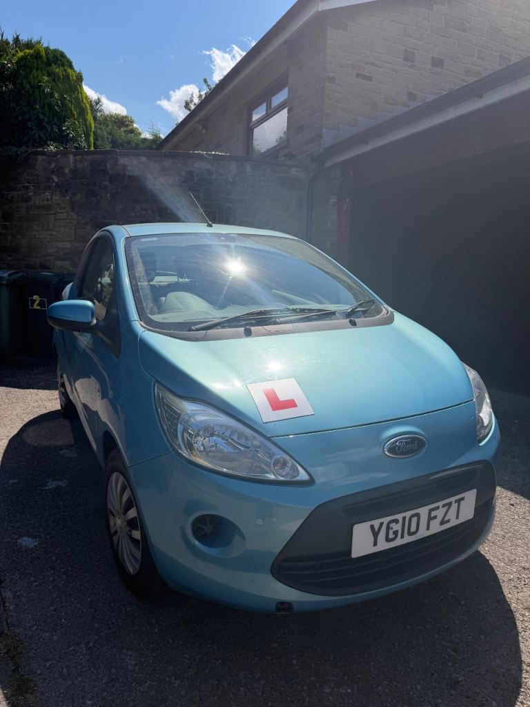 Ford, KA, Hatchback, 2010, Manual, 1242 (cc), 3 doors