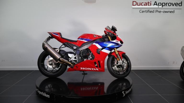 HONDA CBR1000 RR-R FIREBLADE SP-R - 2024 - 3725 MILES