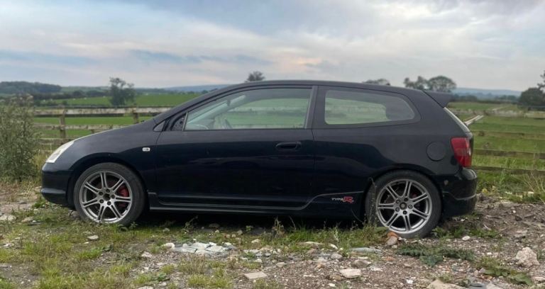 Honda civic type r breaking