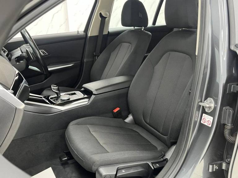 2022 BMW 3 Series 330e SE Pro 5dr Step Auto ESTATE PETROL/ELECTRIC Automatic