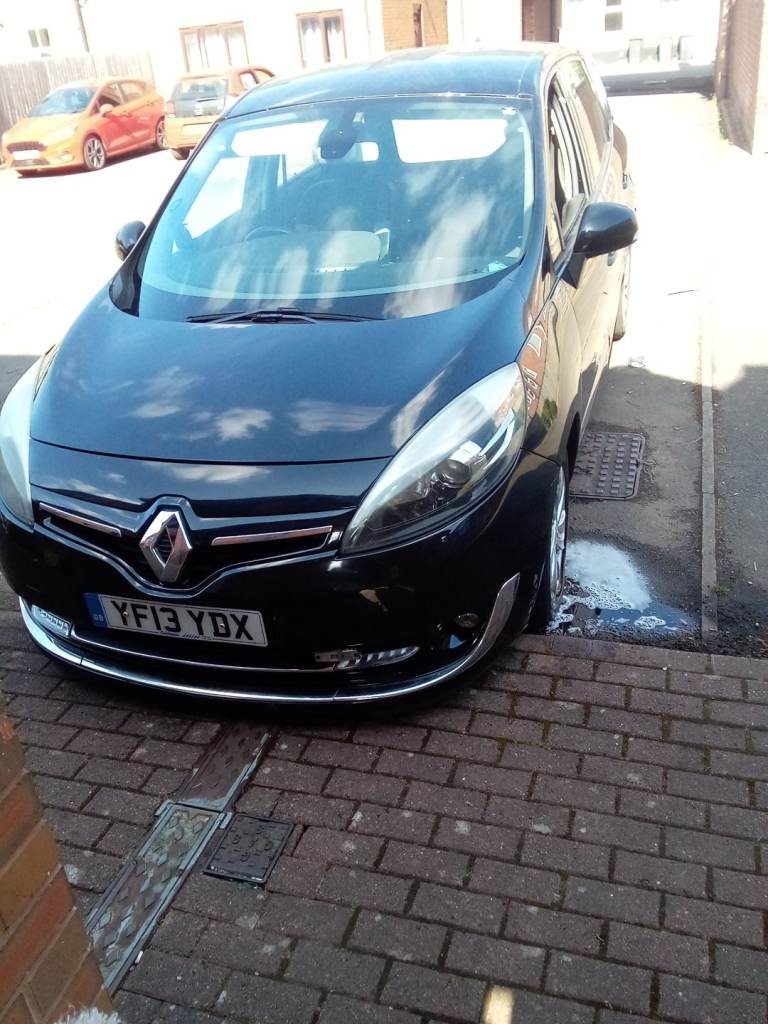 Renault, GRAND SCENIC, MPV, 2013, Manual, 1461 (cc), 5 doors