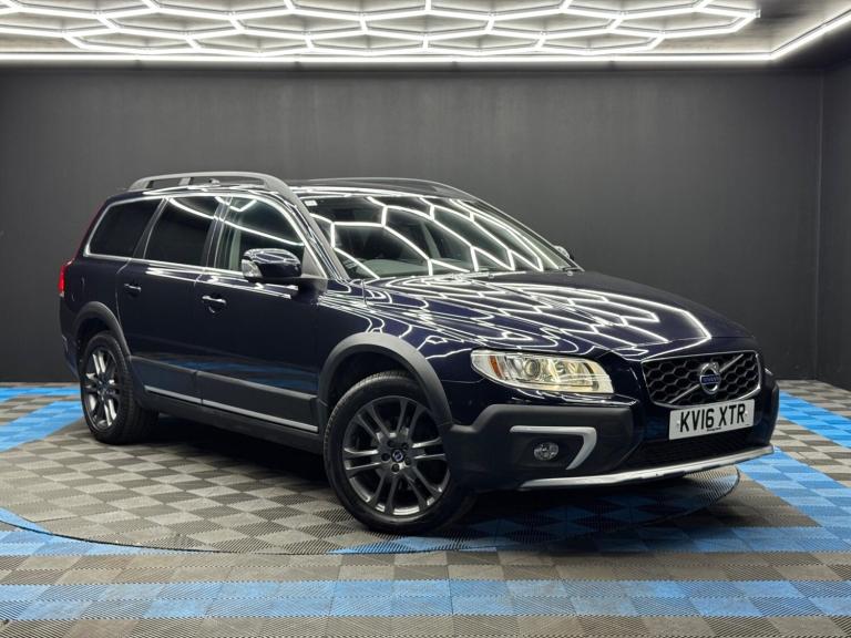  Volvo XC70 2.4 D5 SE Lux Auto AWD Euro 6 (s/s) 5dr Diesel Automatic