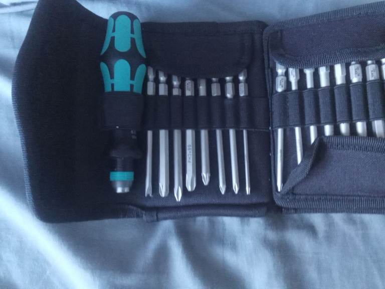 Wera kraftform 33 piece bit set with holder and case unused 