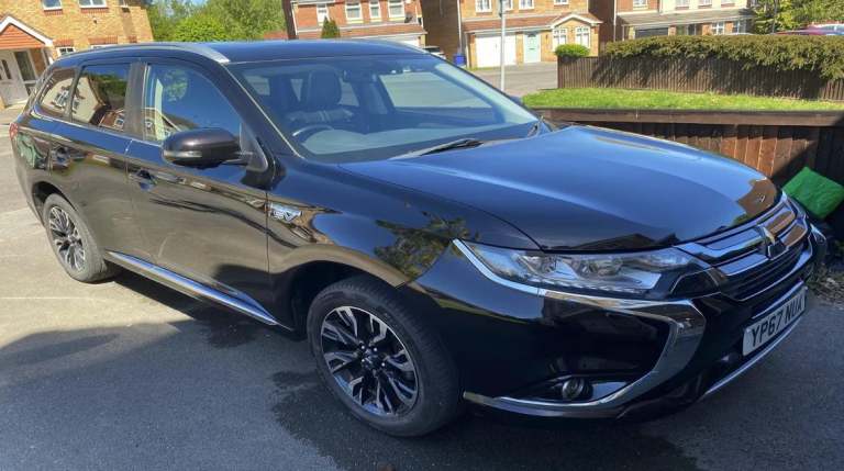 2017 Mitsubishi Outlander 2.0 PHEV 4h 5dr Auto SUV PETROL/ELECTRIC Automatic