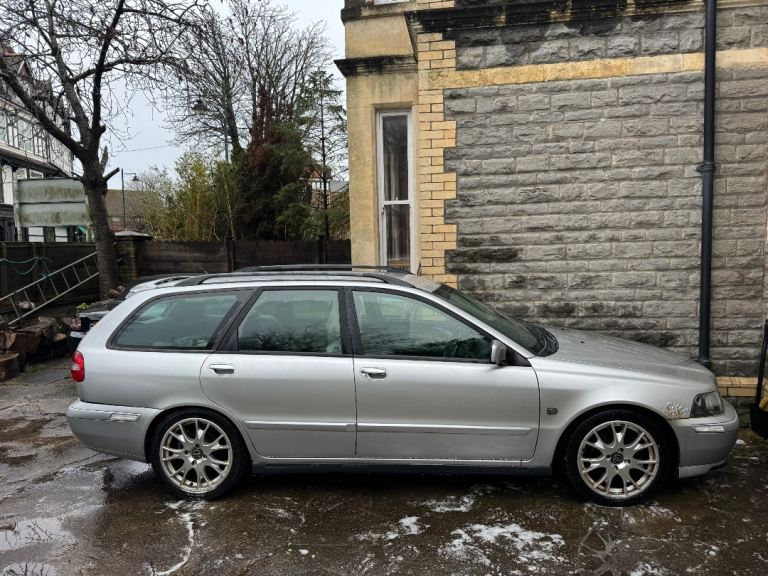 Volvo, V40, Estate, 2003, Manual, 1870 (cc), 5 doors