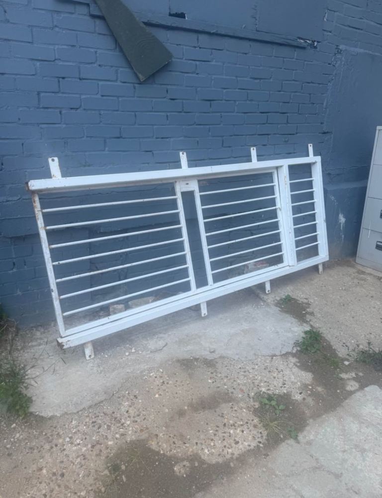 Heavy Duty Industrial Metal Security Gate Door 251 x 96cm white