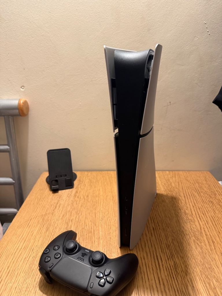 PlayStation 5 1TB