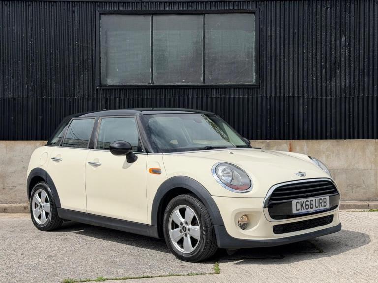 MINI Hatch 1.5 Cooper Euro 6 (s/s) 5dr Petrol Manual