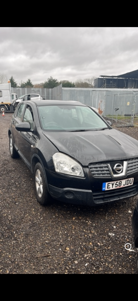 Nissan Qashqui 1.6 2009 black BREAKING FOR PARTS 