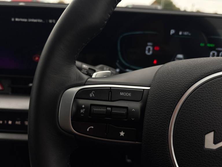 2025 Kia Sportage 1.6T GDi 207 HEV GT-Line 5dr Auto SUV PETROL/ELECTRIC Automatic