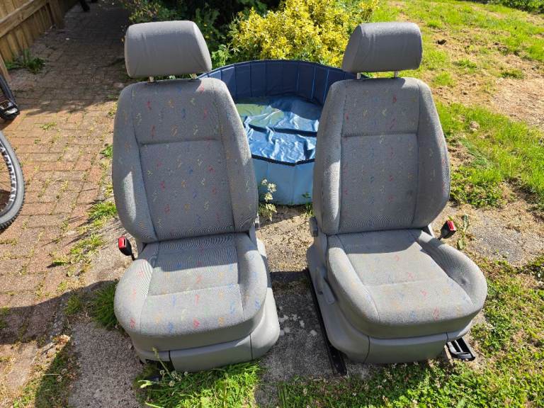 Vw caddy seats