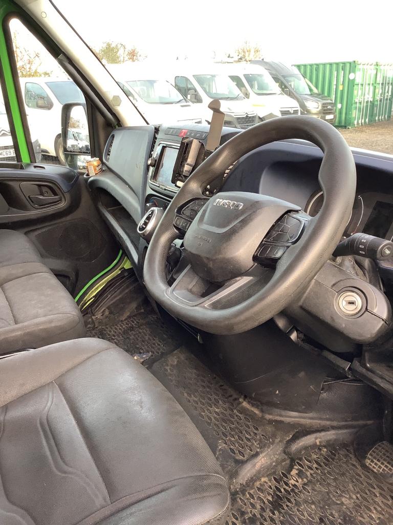2020 Iveco Daily 2.3 pickup LWB drop side  tail lift automatic  CHASSIS CAB Diesel Automatic