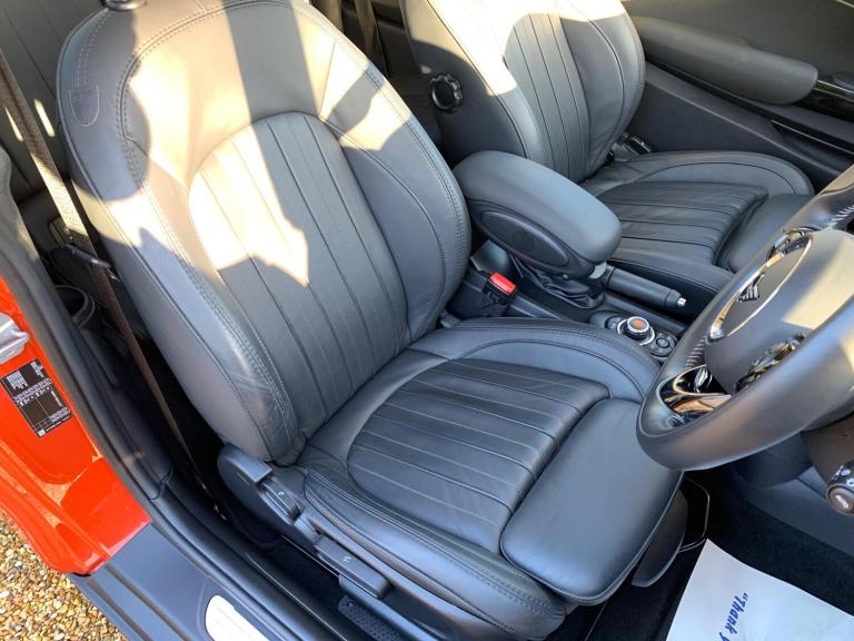 2021 MINI Hatch 1.5 Cooper Exclusive Steptronic Euro 6 (s/s) 3dr HATCHBACK Petrol Automatic