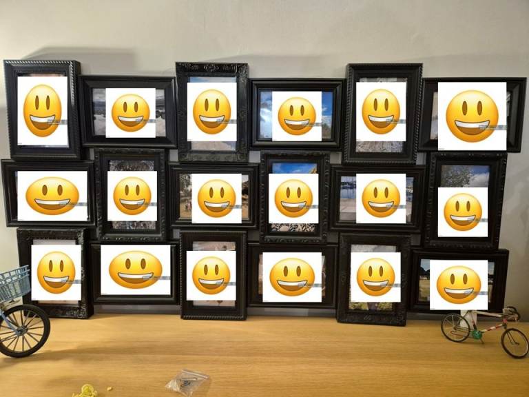 Large Multi Aperture Collage Picture Frame to hold eighteen 6-inch x 4-inch photos